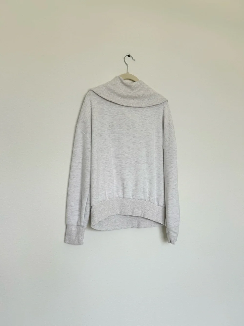 Varley Catherine Half-Zip Sweat & The Cargo Pant Set in Ivory Marl - Picture 7 of 12